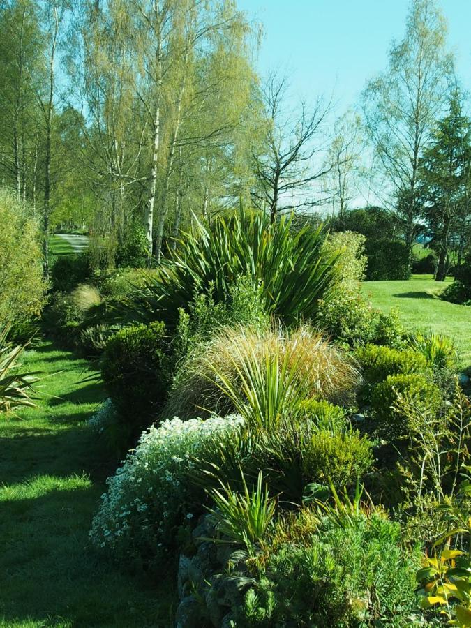 The Garden Room At Te Anau Country Accommodation ภายนอก รูปภาพ