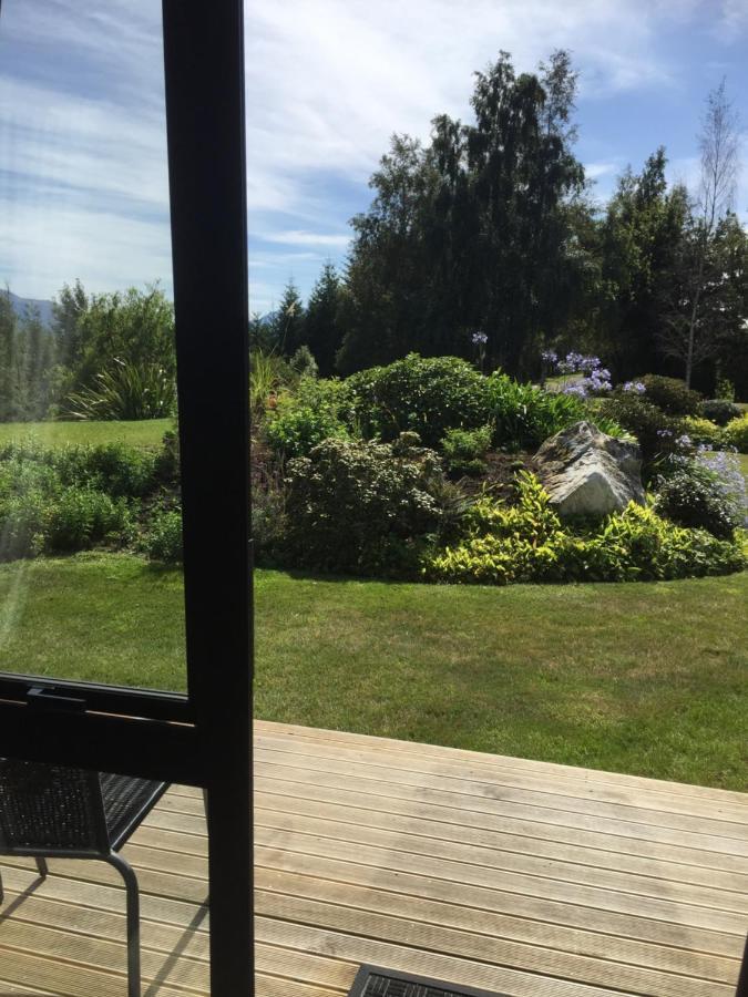 The Garden Room At Te Anau Country Accommodation ภายนอก รูปภาพ